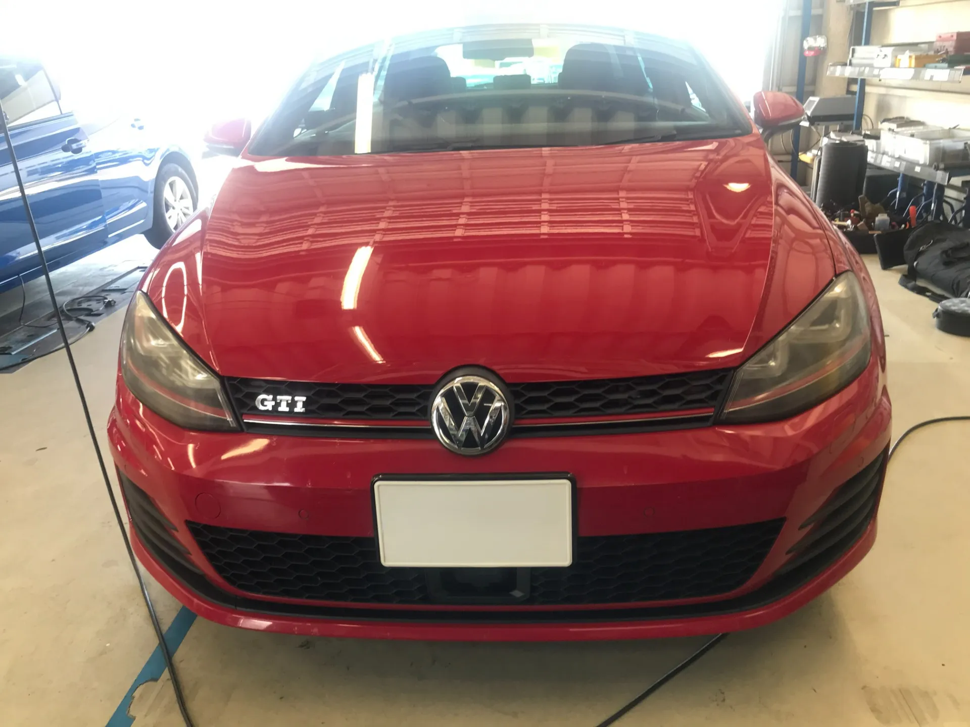 太白区でvw ゴルフ ドアパンチリペア